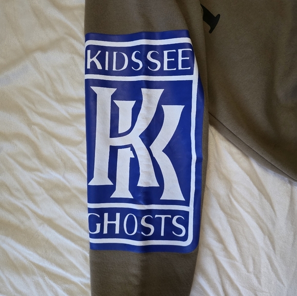 "Lucky me! I see Ghosts" Kanye Inspired Crewneck - Picture 4 of 7